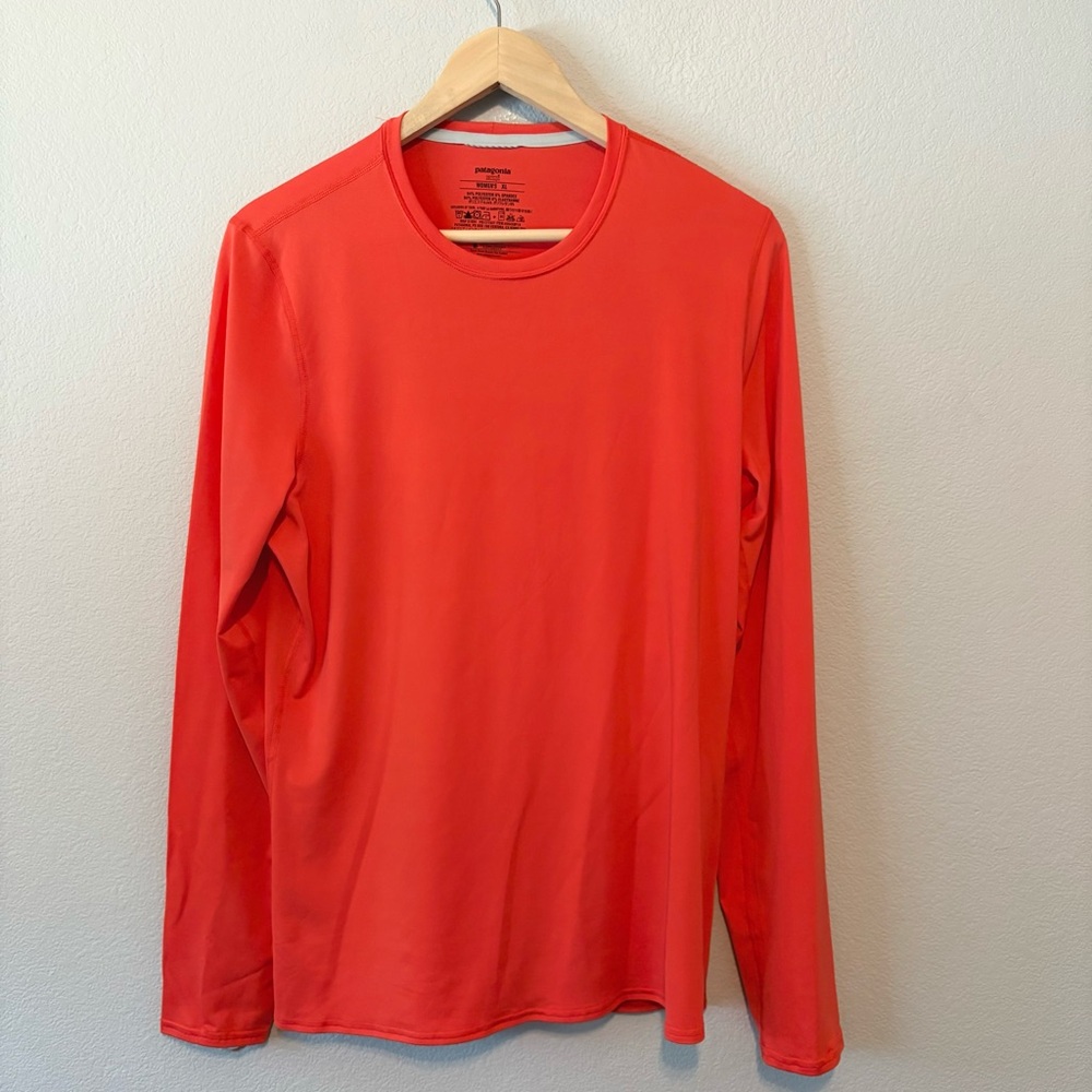 Women’s Patagonia Capilene Silkweight Long Sleeve Baselayer